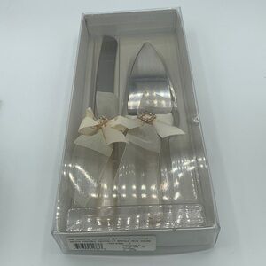 Wedding Cake Server Set w rhinestone, new in box